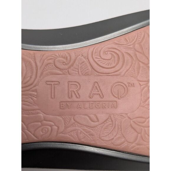 Traq By Alegria Women's Pink Qwik Smart Comfort Walking Shoe Sneaker, 42 (US 11) - Picture 14 of 16